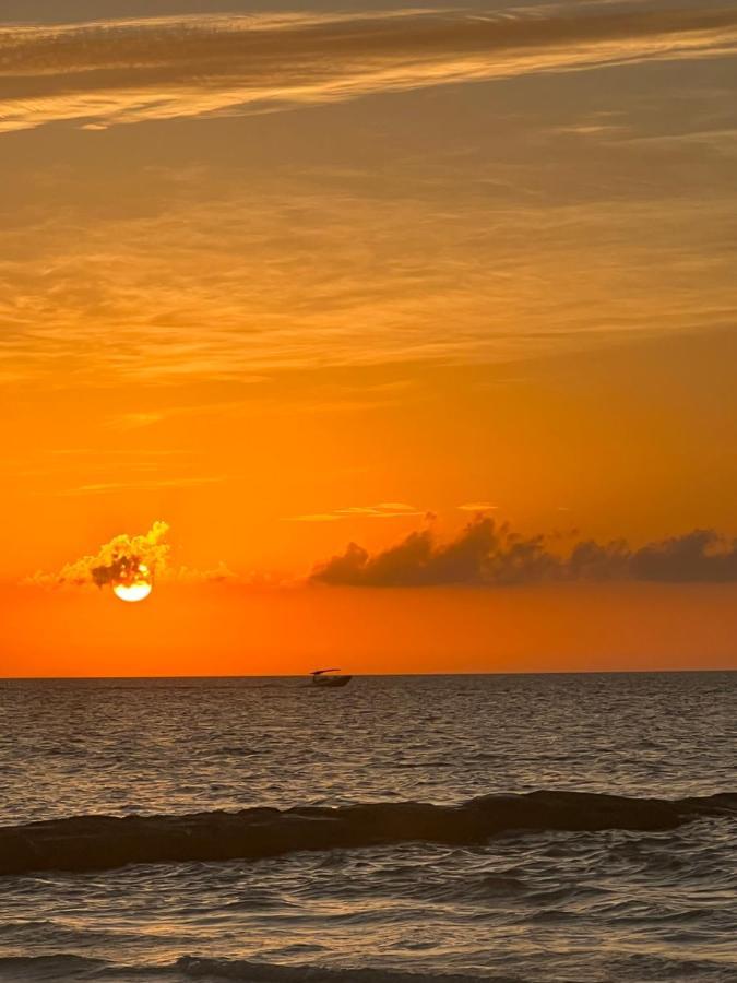 Casa Tom Tom - Adults Only Bed & Breakfast Isla Holbox Exterior photo